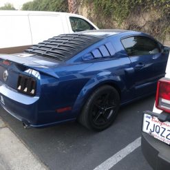 Alternative view of SpeedForm Rear Window Louver - Matte Black (MUSTANG 05-14 Coupe)