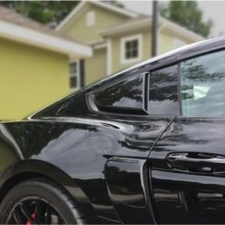 Alternative view of Quarter Window Scoops (MUSTANG 15-21 Fastback)