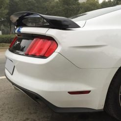 GT350R Style Rear Spoiler - Gloss Black (MUSTANG 15-21 Fastback) - immagine 9